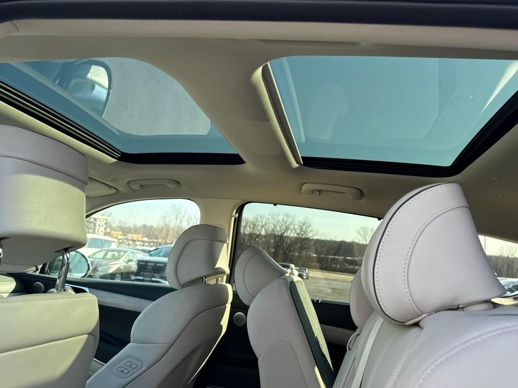 New 2026 Savile Silver Genesis 2.5T PRESTIGE image 7