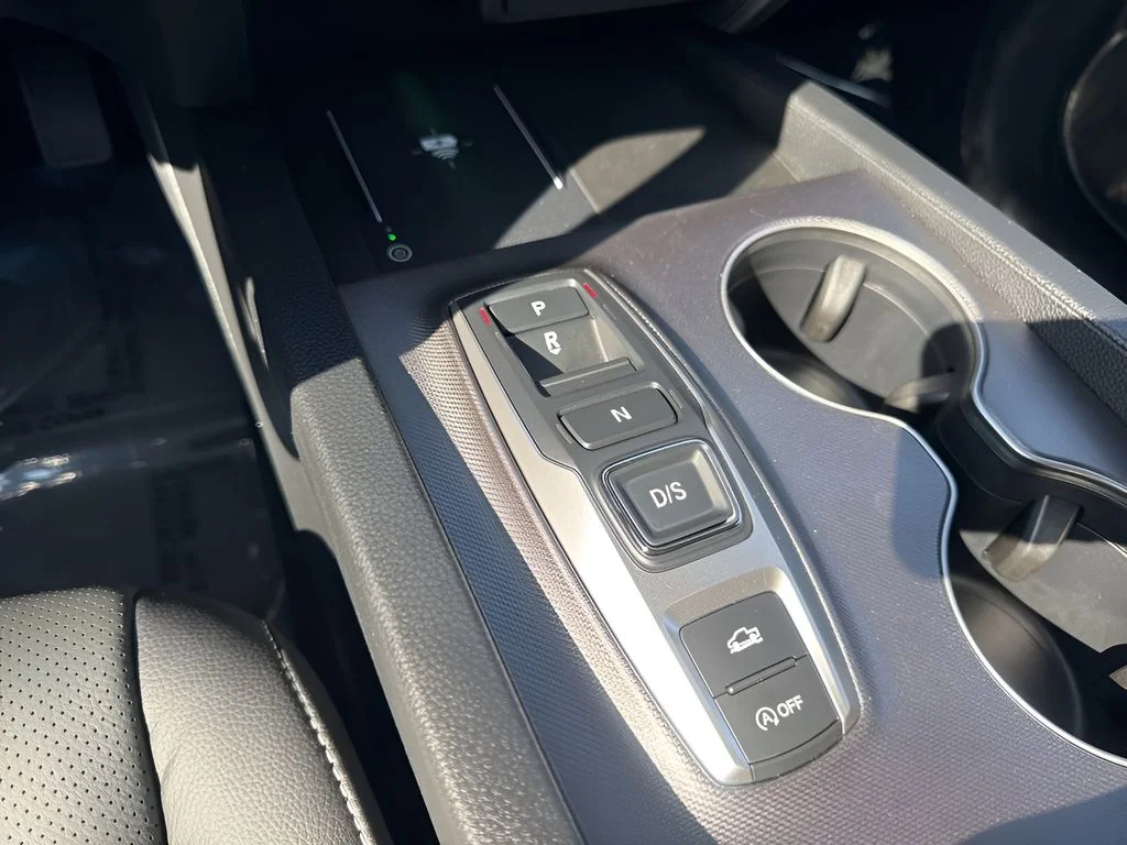 Used 2025 Black Honda RTL image 18