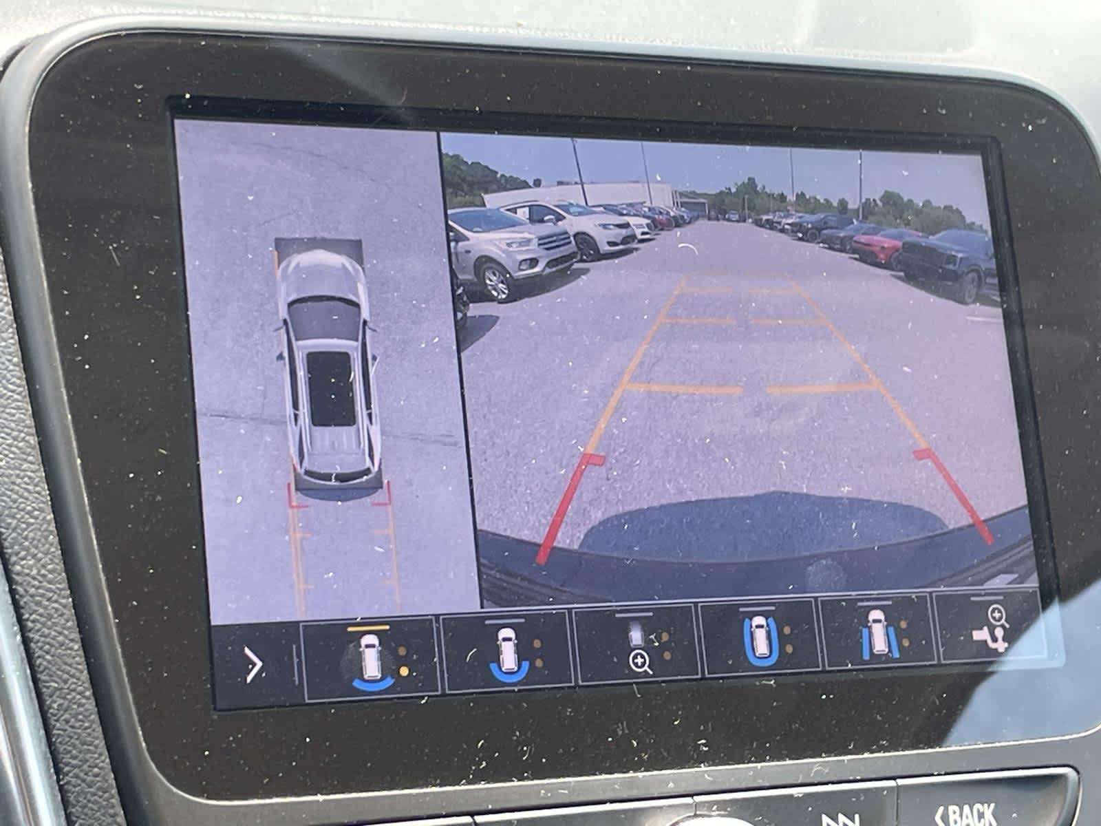 Used 2019 Mosaic Black Metallic Chevrolet Premier image 32