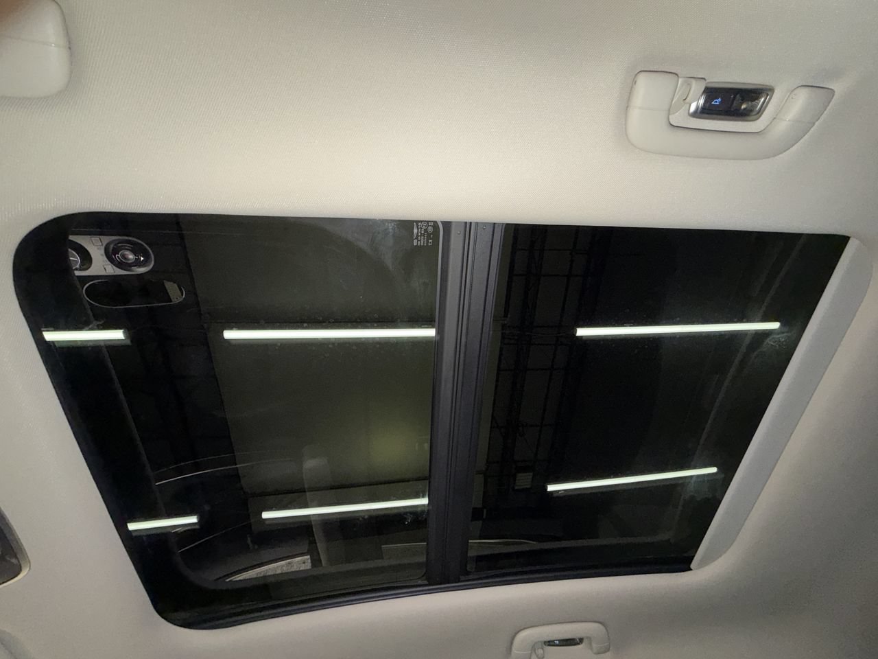 2025 GENESIS GV70 Standard - Photo 12