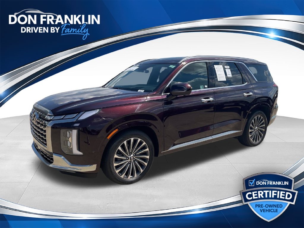 Used 2025 Red Hyundai Calligraphy image 1