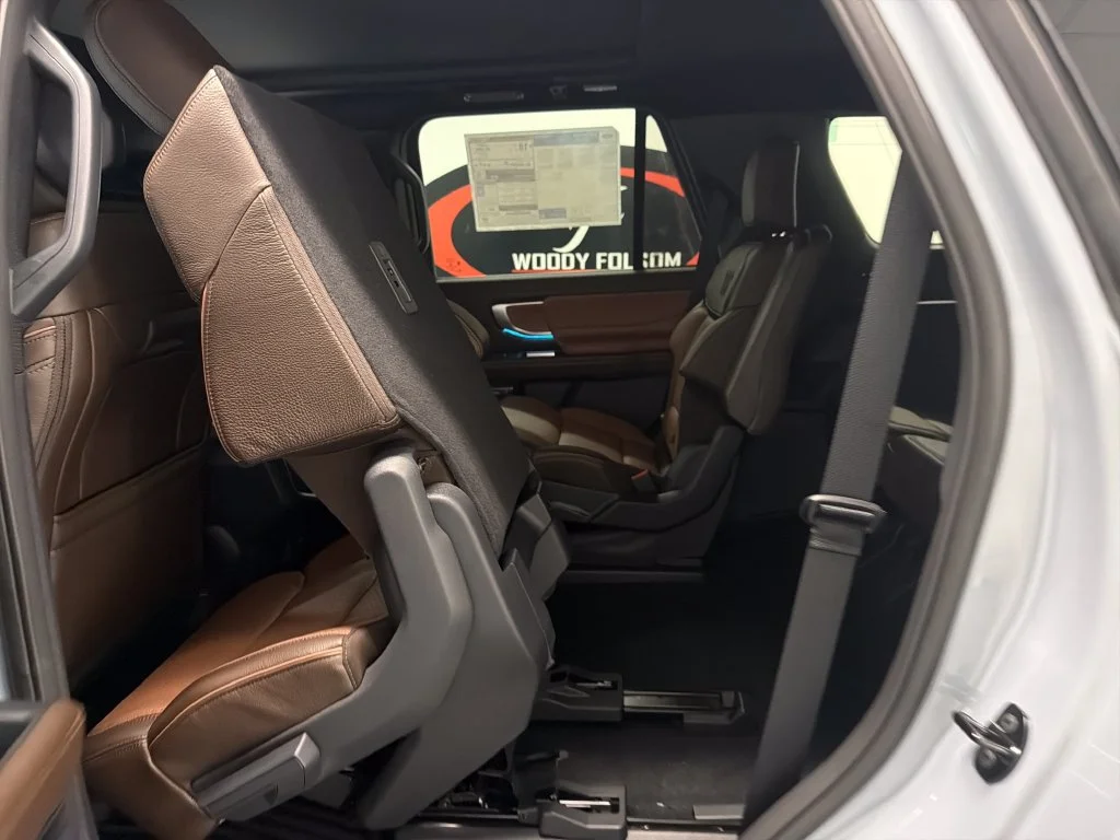 New 2027 Glacier Gray Metallic Tri-Coat Ford King Ranch® image 15