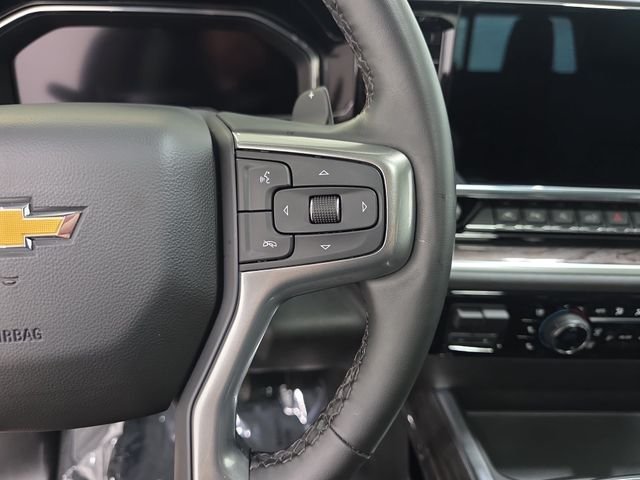 Used 2025 White Chevrolet LTZ image 18