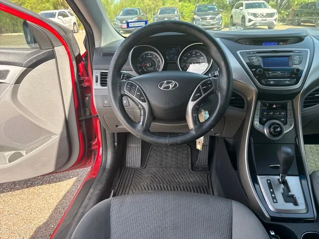 Used 2013 Red Hyundai GS image 13
