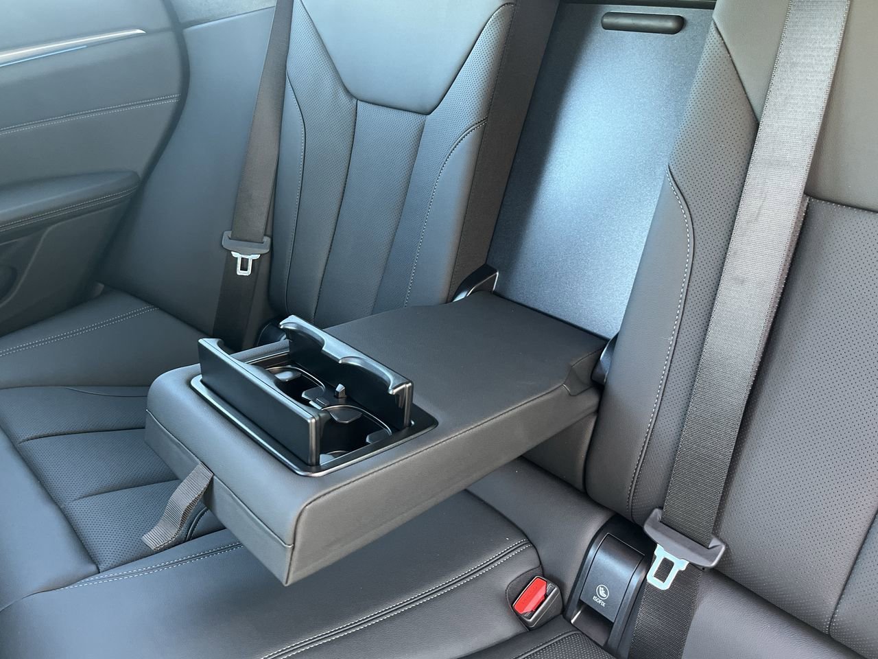 2025 BMW i4 40 - Photo 32