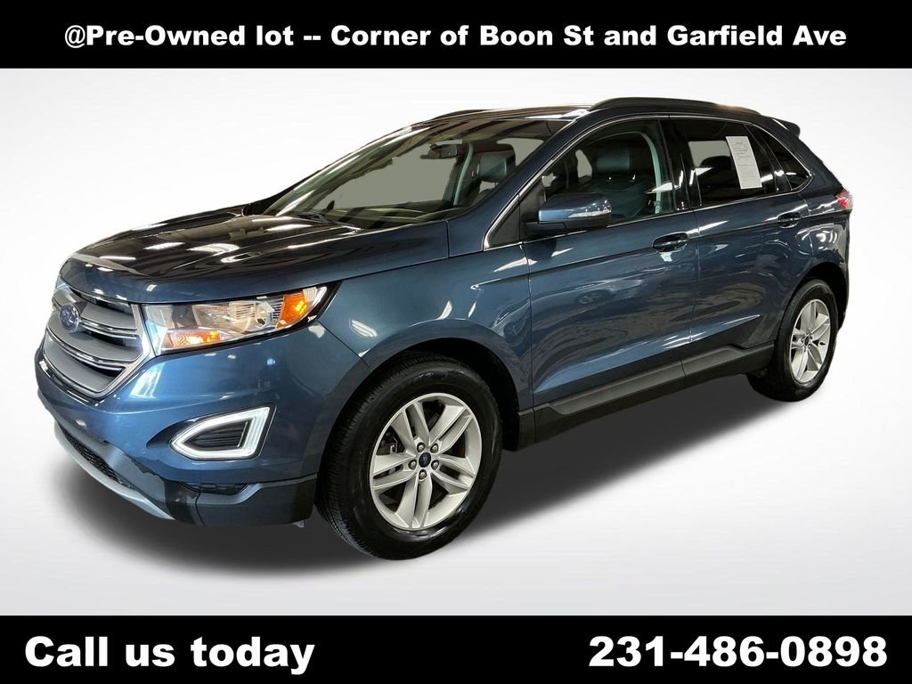 Used 2018 Blue Ford SEL image 1