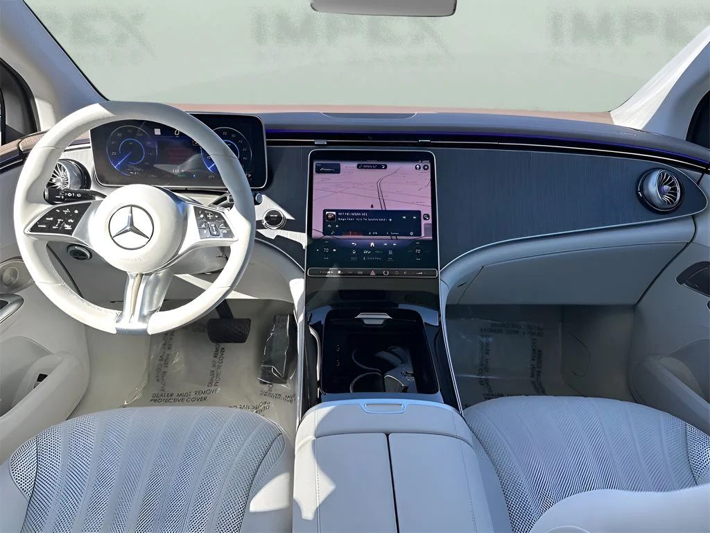 Used 2023 Black Mercedes-Benz 500 SUV image 12
