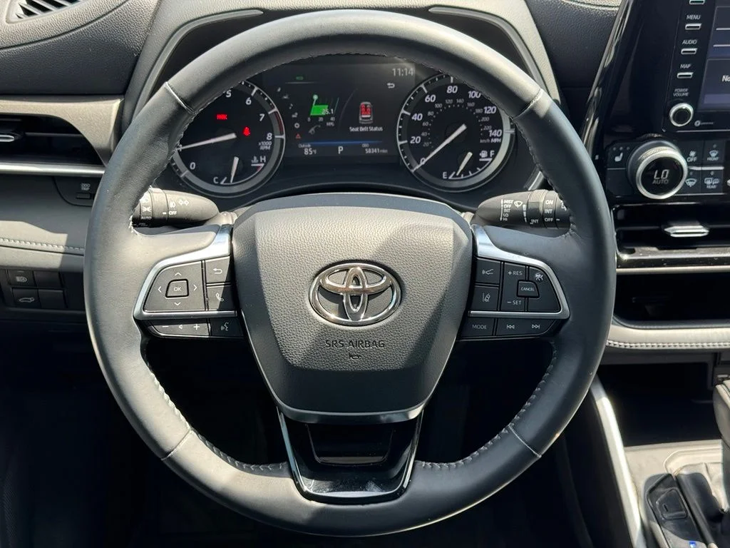 Certified Used 2021 White Toyota XLE image 24