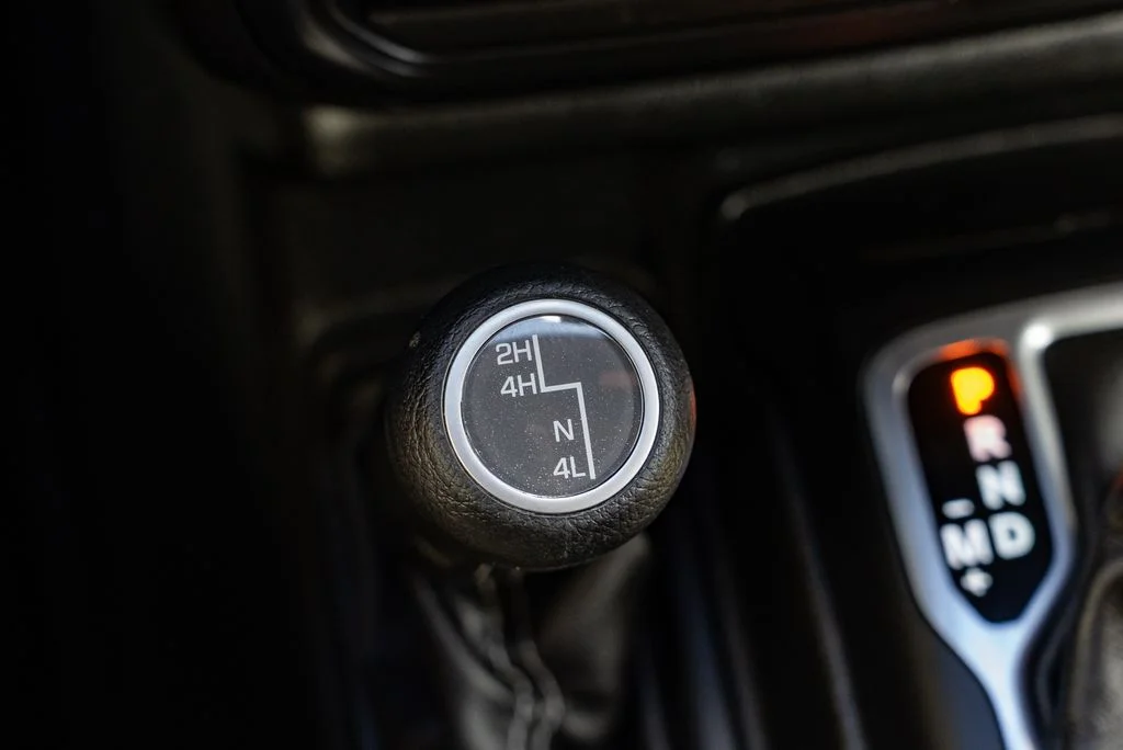 Used 2018 Red Jeep Unlimited Sahara image 21
