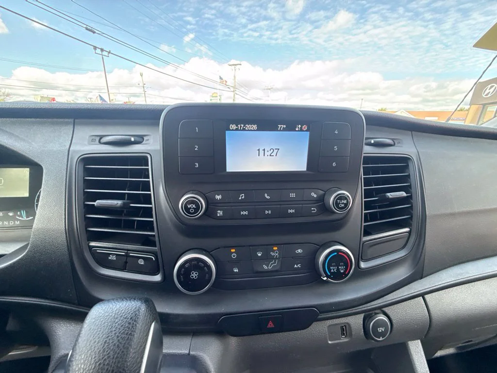 Used 2020 White Ford Base image 28