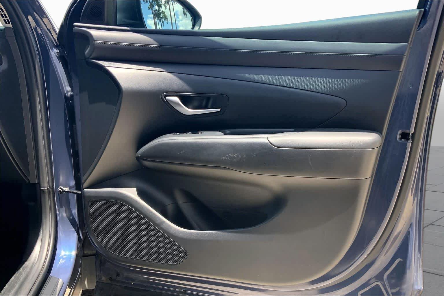 Used 2025 Atlantis Blue Hyundai SEL image 22