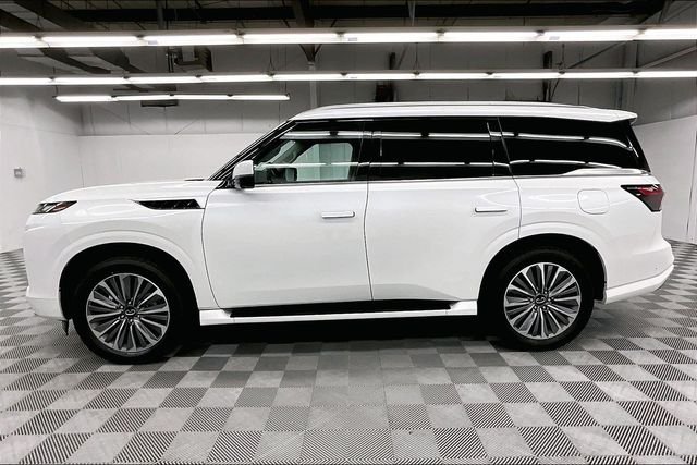 2025 INFINITI QX80 Sensory 4WD - Photo 14