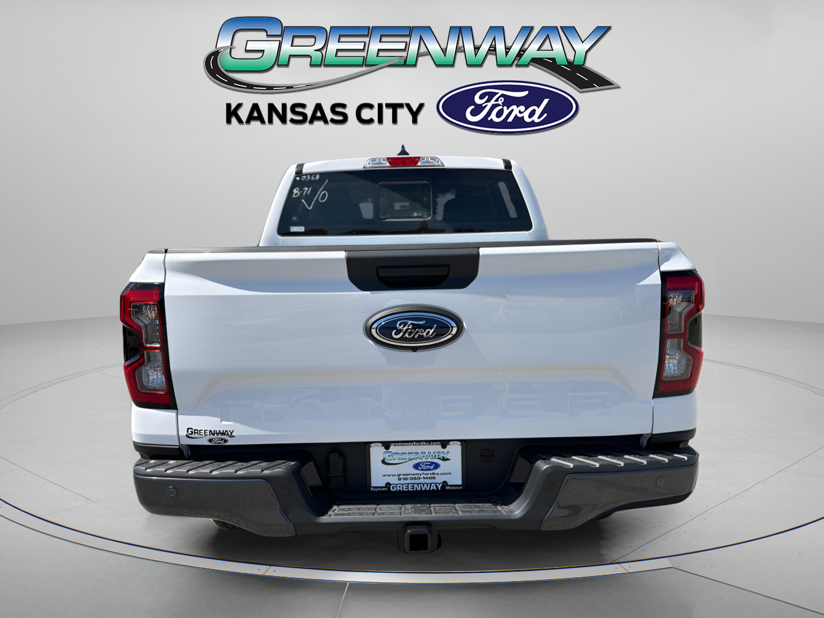 New 2026 Oxford White Ford XLT image 6