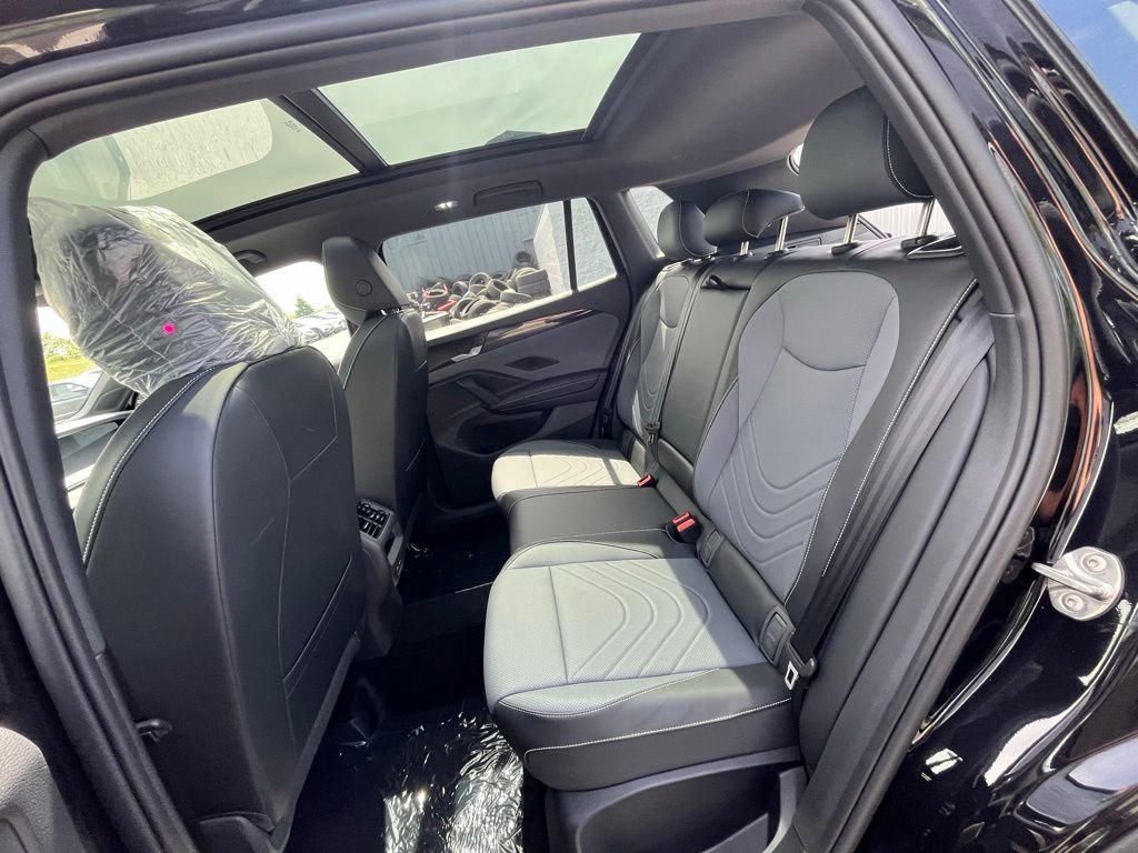 New 2026 Black Volkswagen 2.0T SE R-Line Black image 23