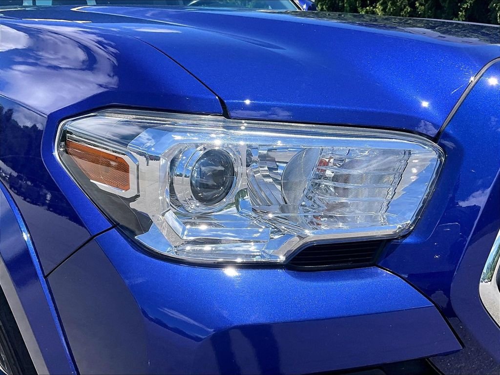 Used 2023 Blue Toyota SR5 image 33