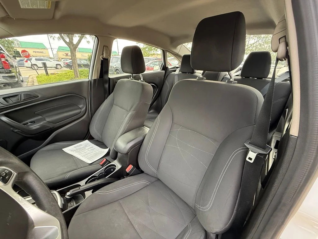 Used 2019 White Ford SE image 23