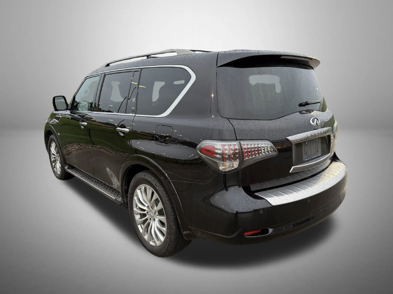 Used 2017 Black INFINITI Limited image 4