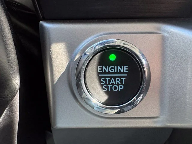Used 2021 Blue Ford XLT image 33