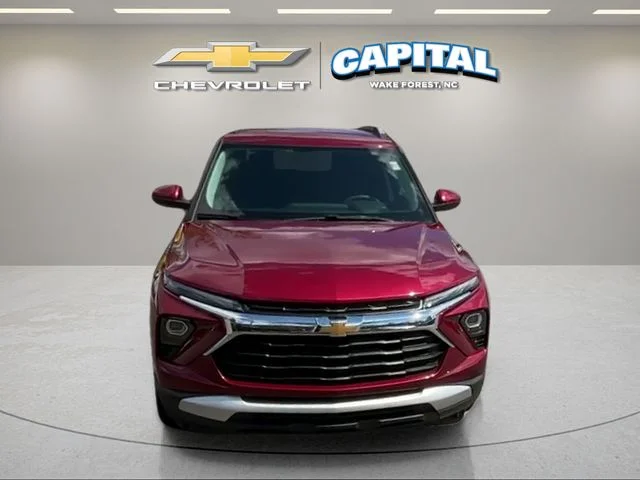 Used 2025 Red Chevrolet LT image 8
