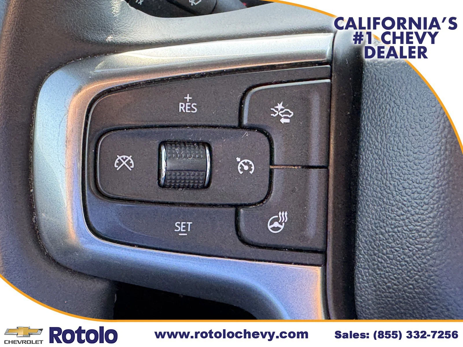 Used 2025 Summit White Chevrolet LT image 24