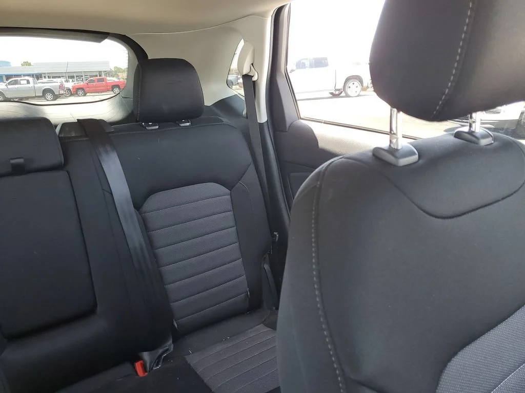 Used 2020 White Ford SE image 12