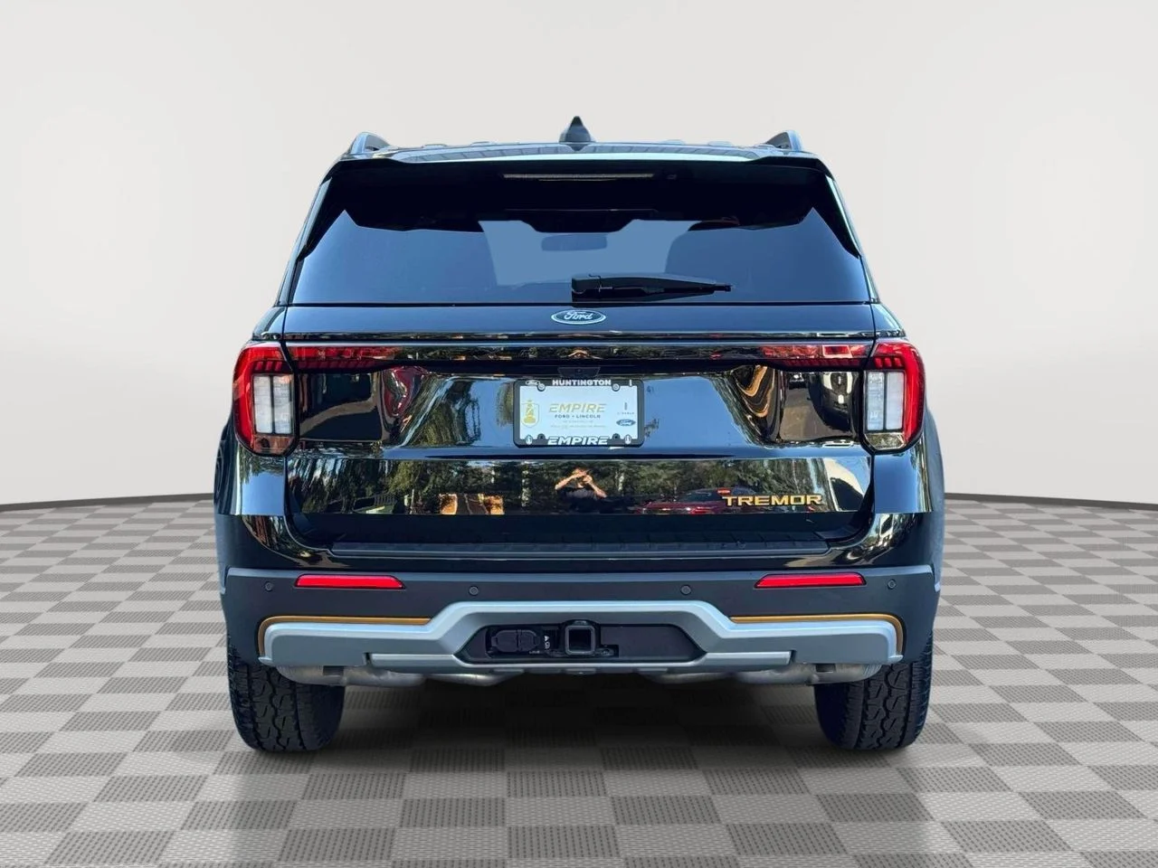 Used 2026 AGATE BLACK METALLIC Ford Tremor image 6