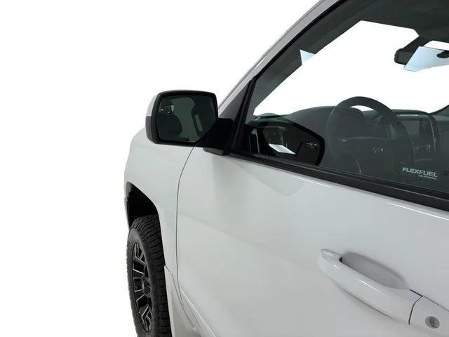 Used 2018 White Chevrolet LT image 10
