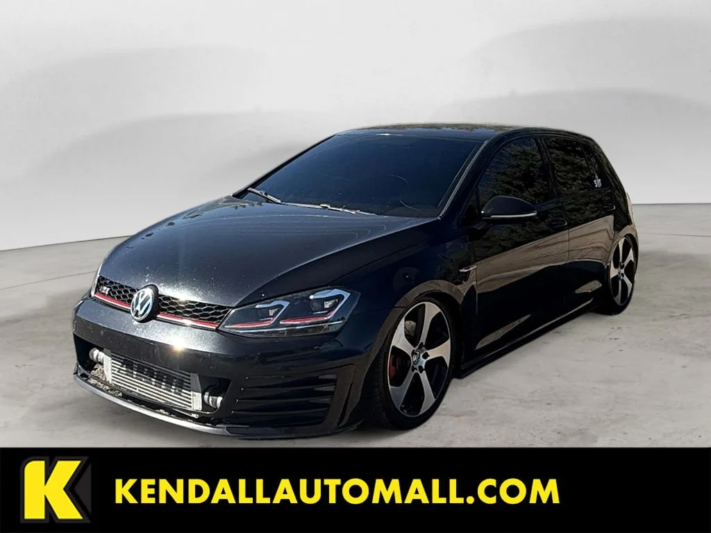 2015 Volkswagen Golf GTI 2.0T SE 4-door PZEV's photo