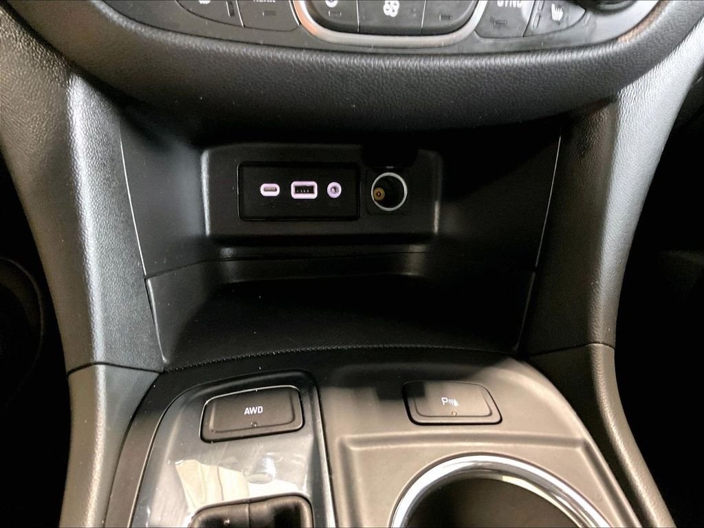 Used 2024 Red Chevrolet LT image 25