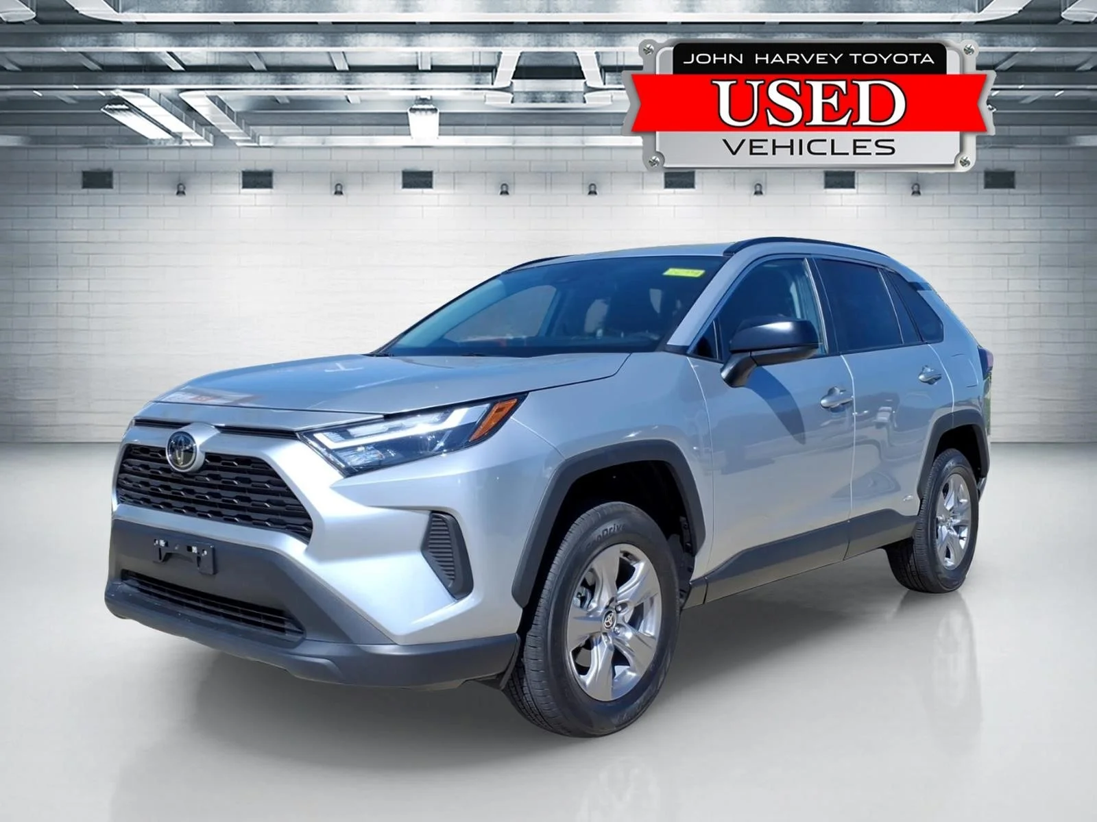 2025 Toyota RAV4 LE