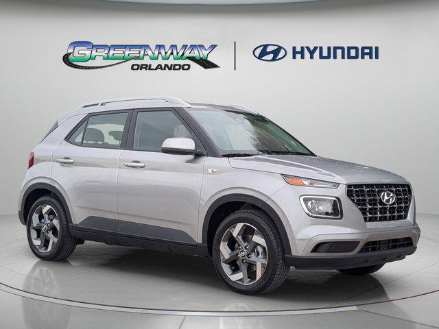 New 2026 Shimmering Silver Hyundai SEL image 38