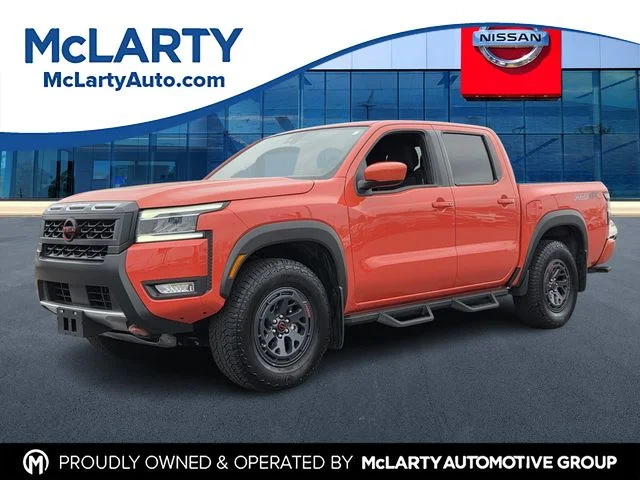2025 Nissan Frontier PRO-4X Crew Cab 4X4's photo