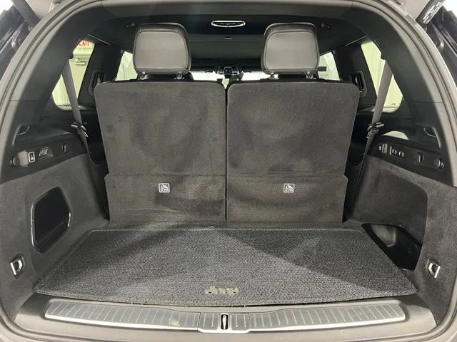 Used 2024 Gray Jeep Summit image 23