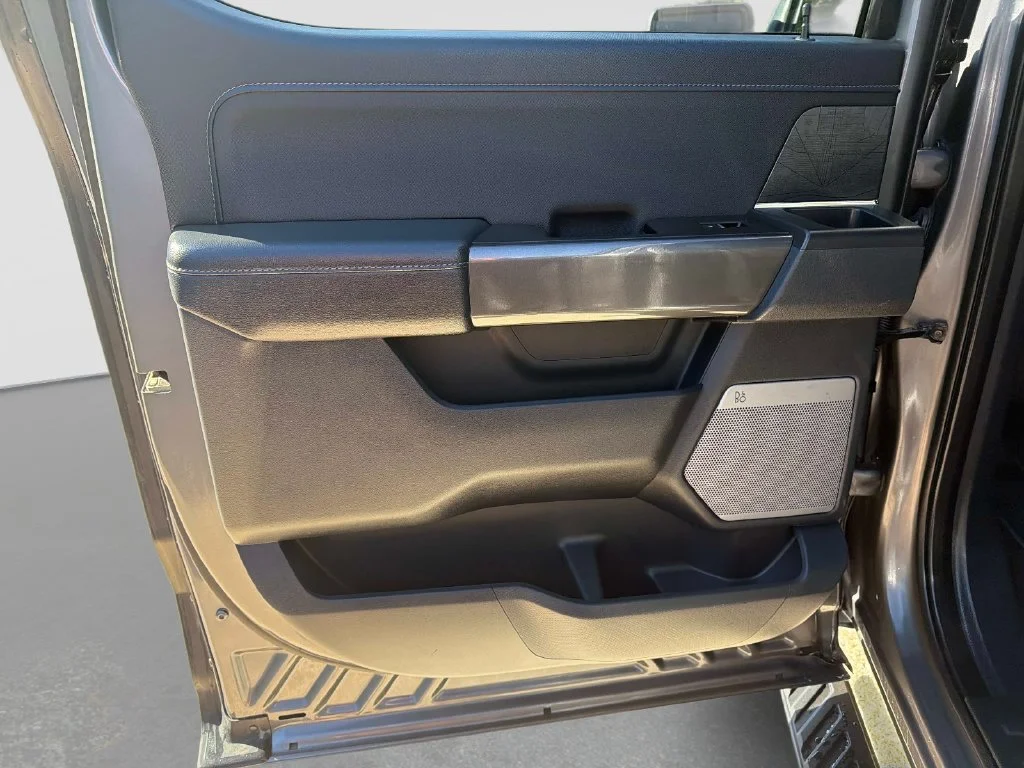 Used 2022 Gray Ford XLT image 13