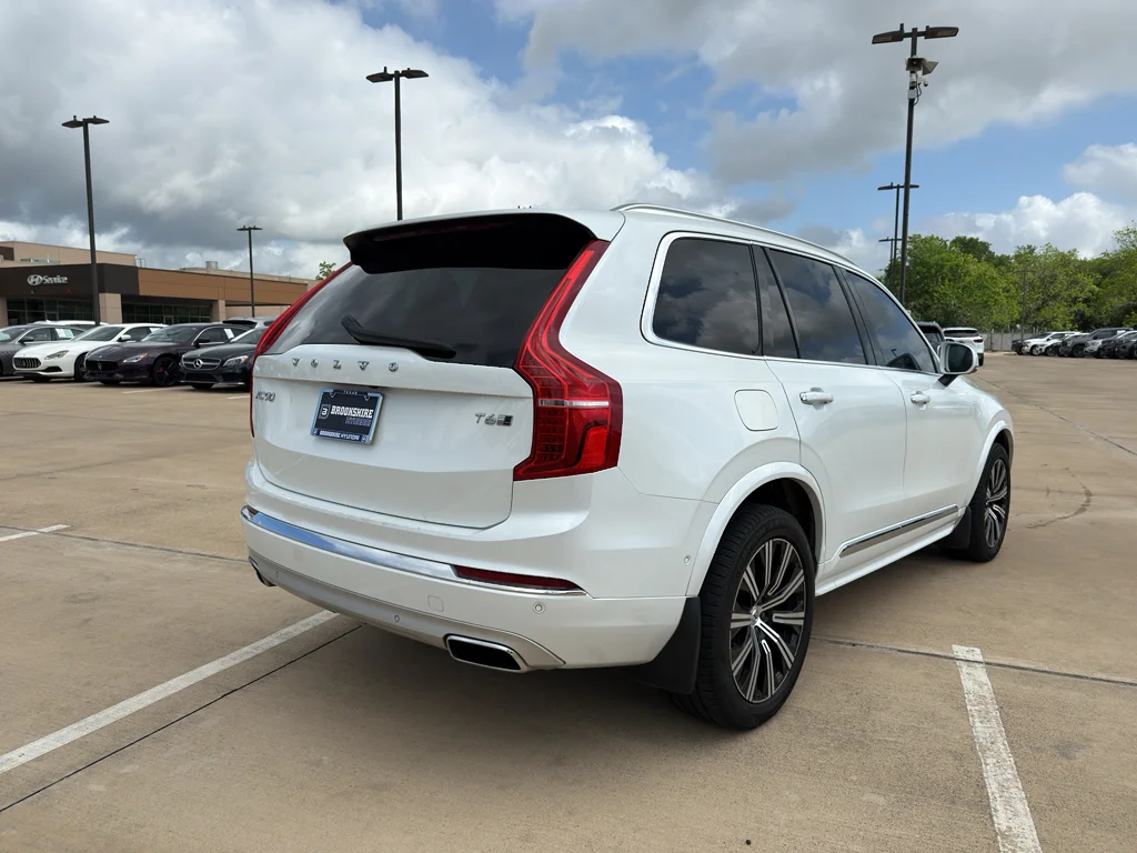 Used 2020 Crystal White Metallic Volvo Inscription image 6