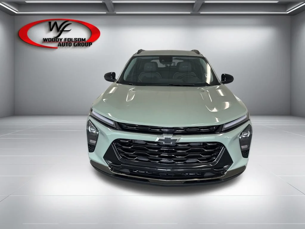 New 2026 Cacti Green Chevrolet ACTIV image 2