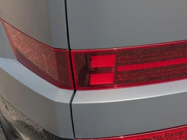 Used 2025 Gray Hyundai Calligraphy image 18