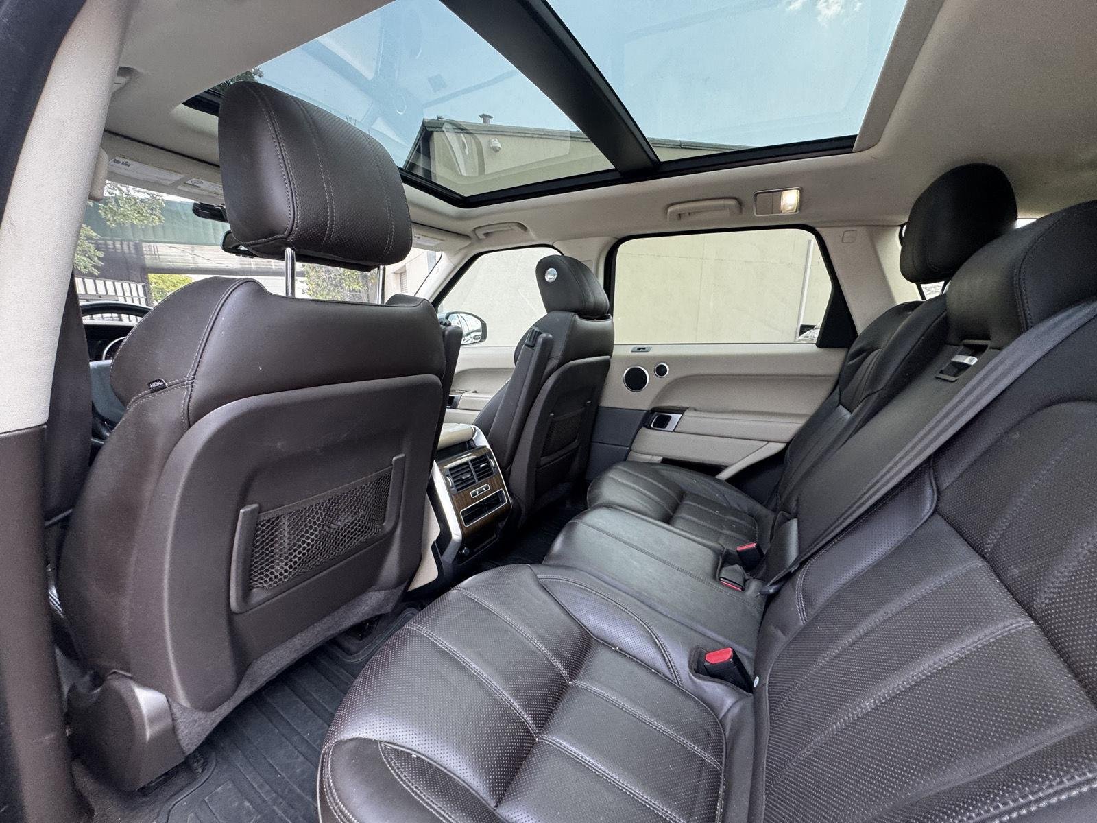 Used 2016  Land Rover V6 HSE image 15