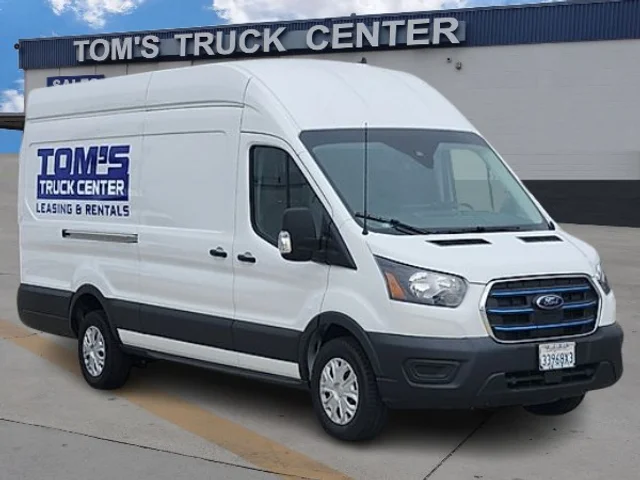 2022 Ford E-Transit Cargo Van 