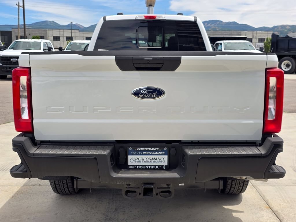 New 2026 Oxford White Ford XL image 22