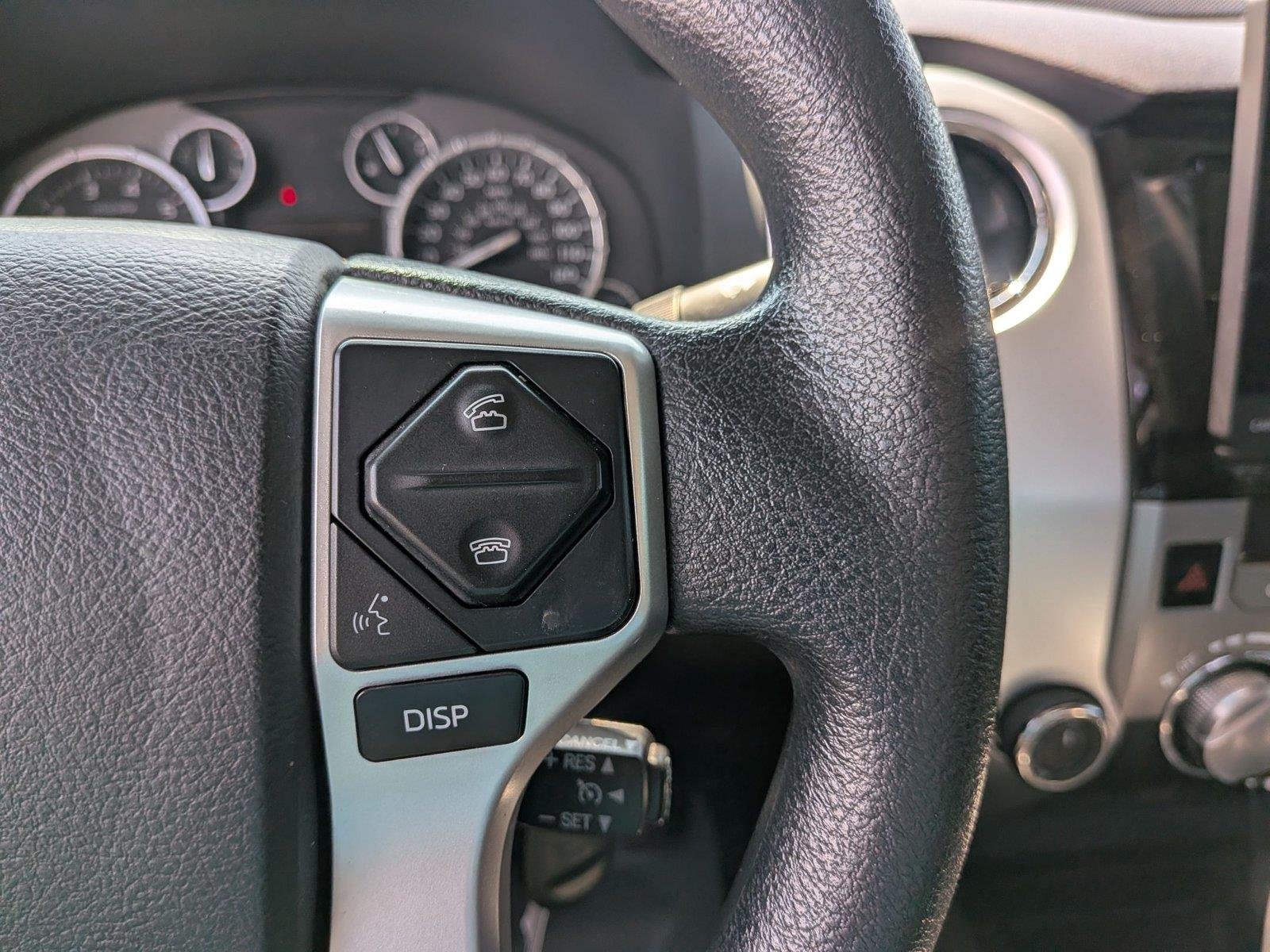 Used 2015 Blue Ribbon Metallic Toyota SR5 image 22