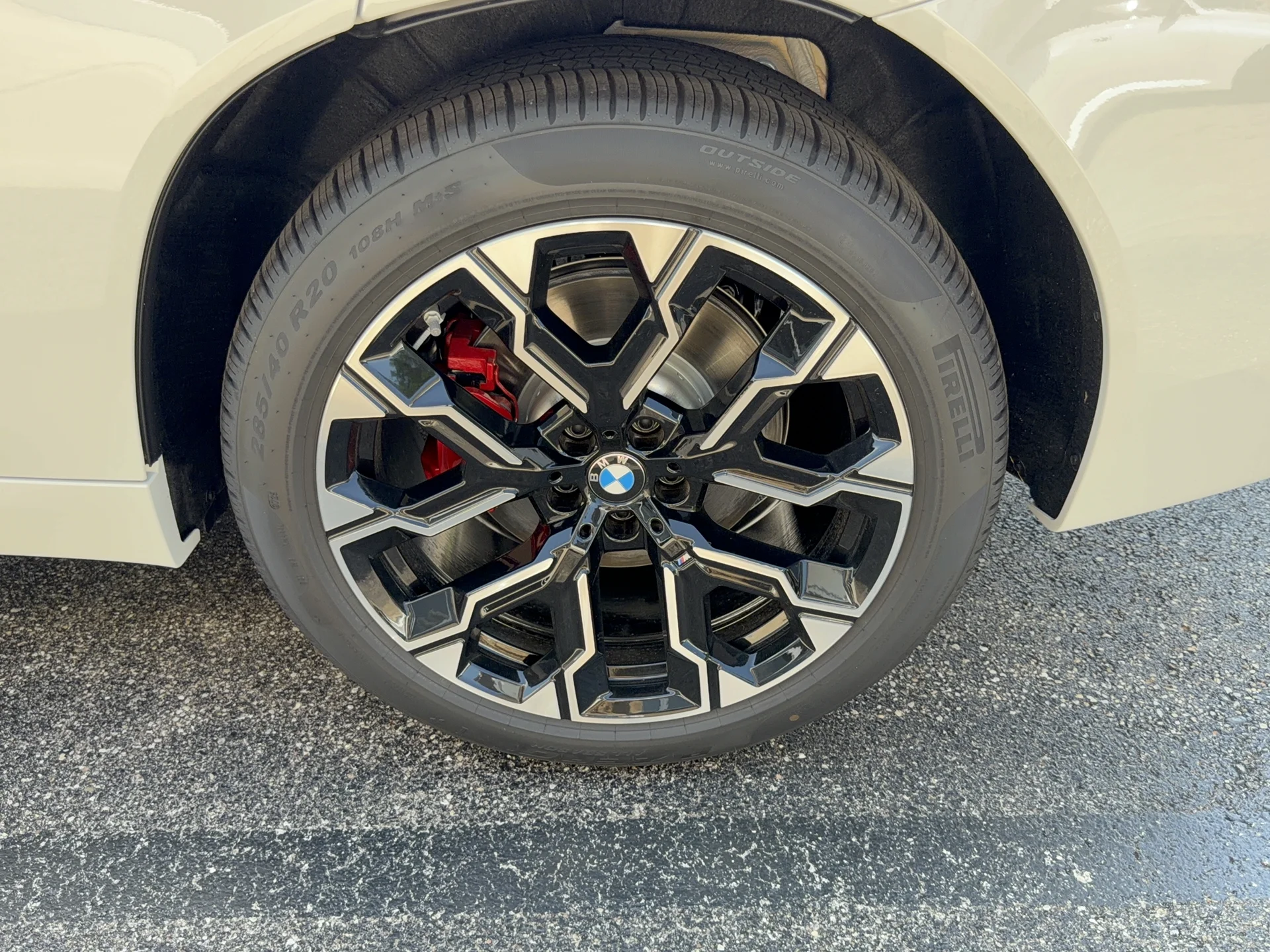 New 2026 Alpine White BMW 30 xDrive image 29