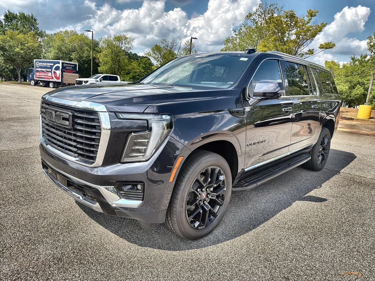 New 2026 Titanium Rush Metallic GMC Elevation image 4