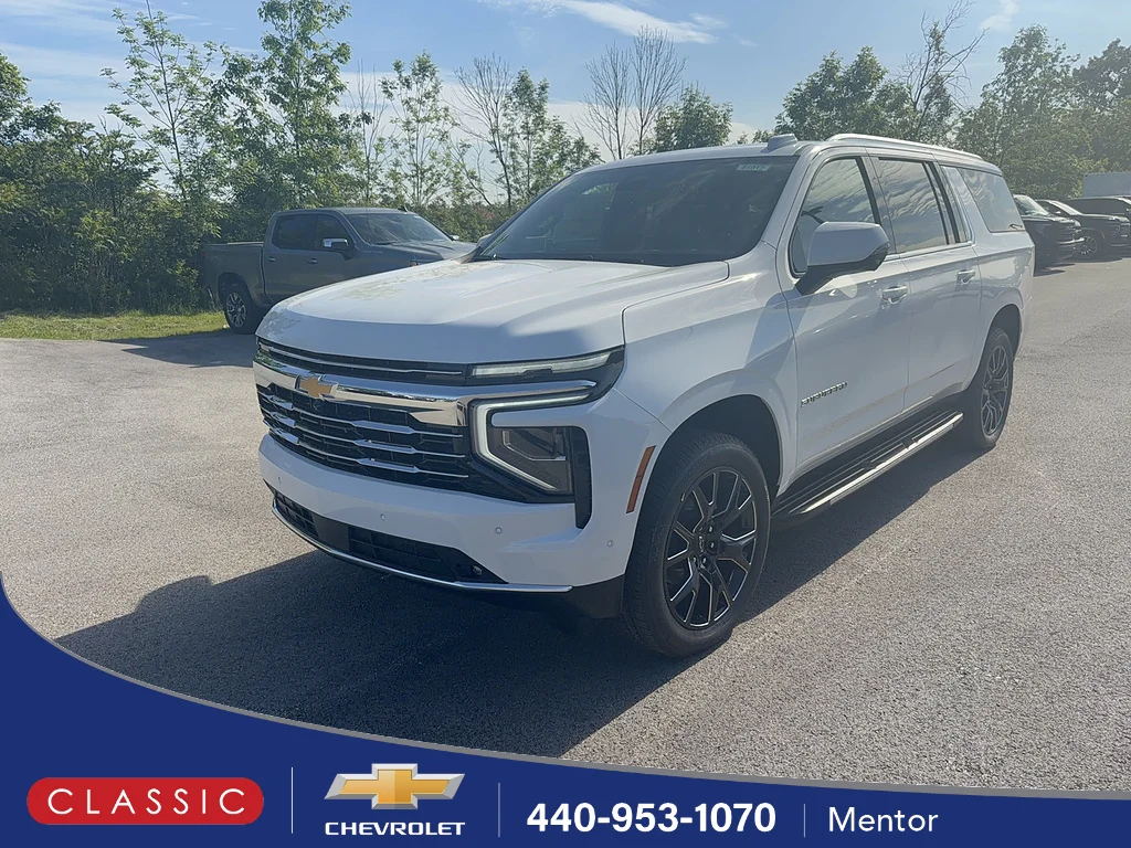2026 Chevrolet Suburban LT 4WD's photo