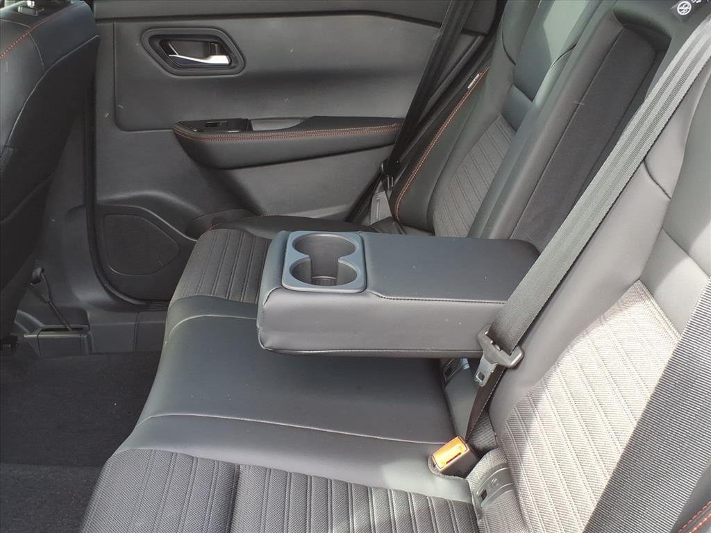 New 2026 Everest White Pearl TriCoat Nissan Rock Creek® image 23
