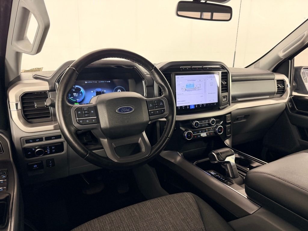 Certified Used 2023 Silver Ford XLT image 14