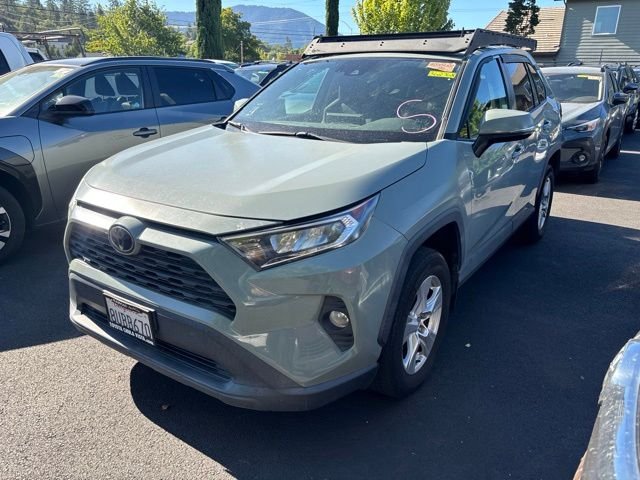 Certified Used 2021  Toyota XLE image 4