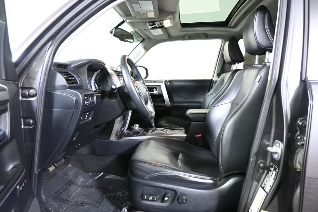 Used 2018 Magnetic Gray Metallic Toyota Limited image 3