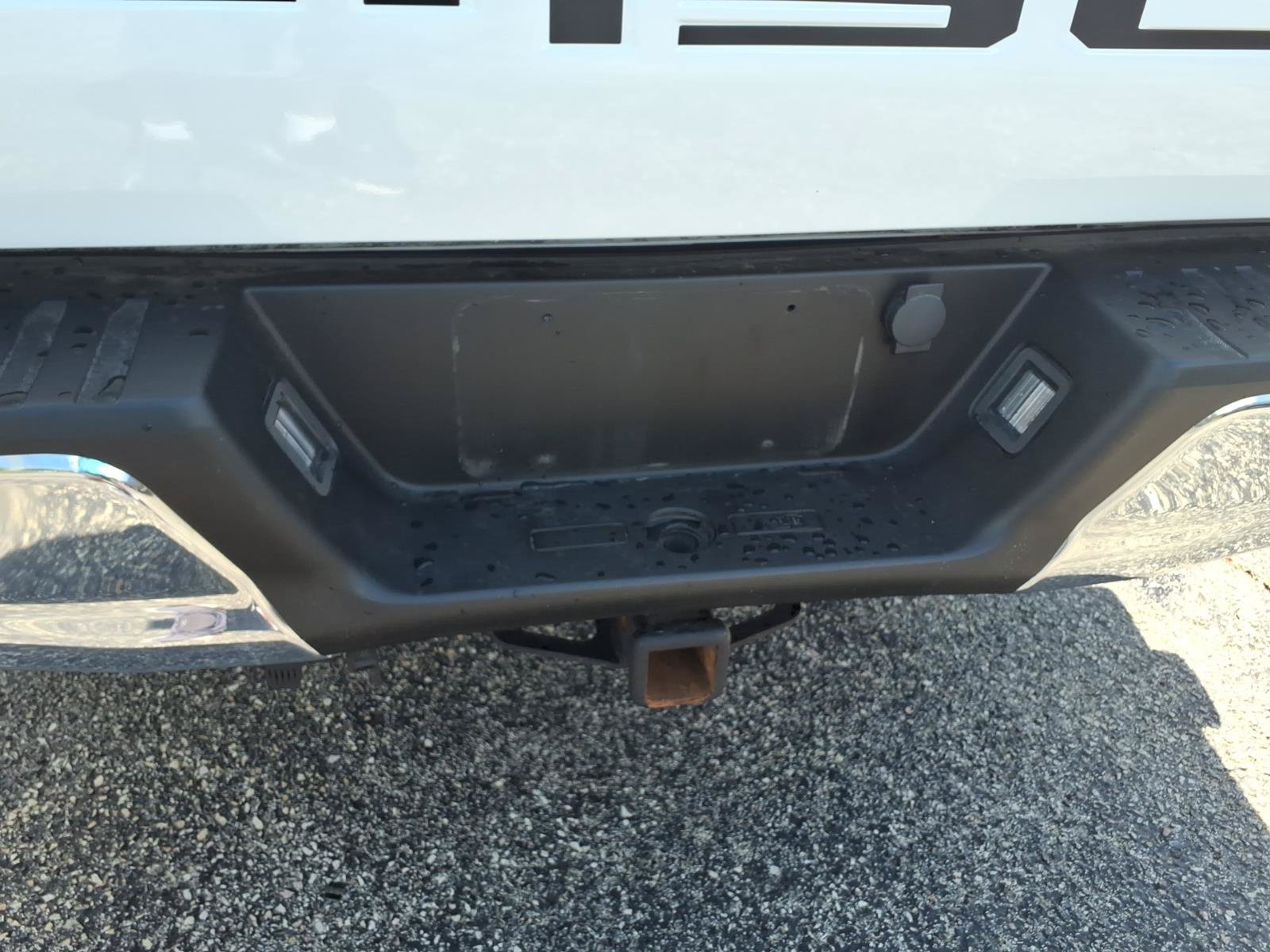 Used 2020 Oxford White Ford XLT image 17