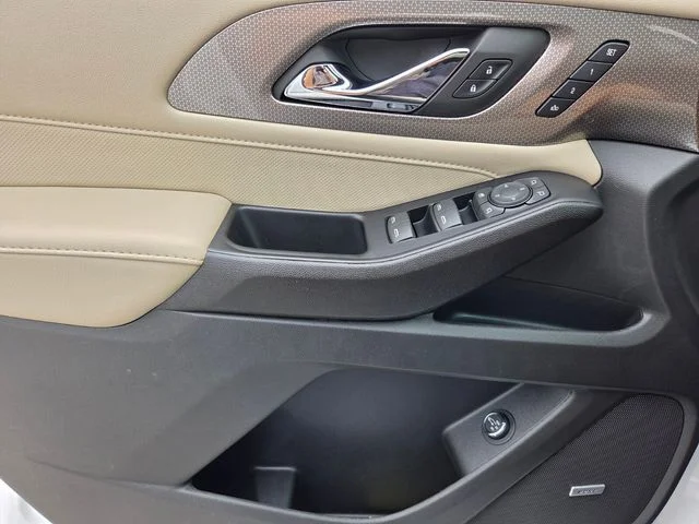 Used 2023 Beige Chevrolet Premier image 47